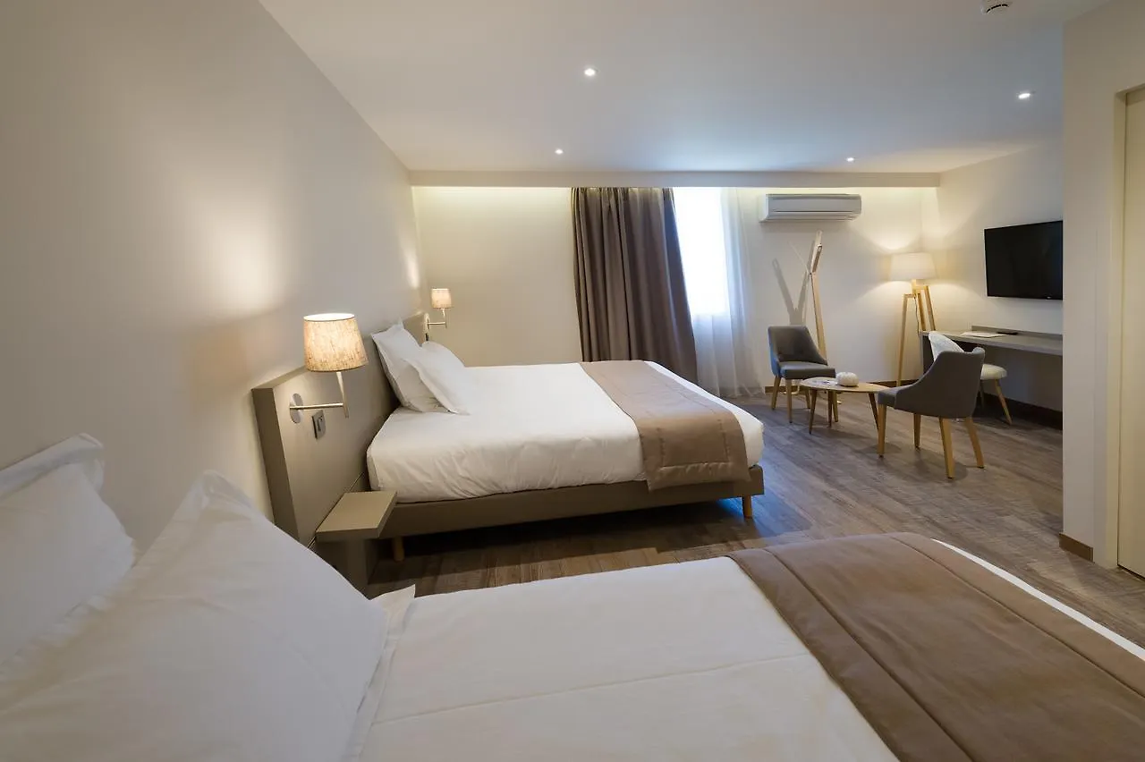 ***  La Sorelle Hotel Golf Et Restaurant Villette-sur-Ain Frankrijk
