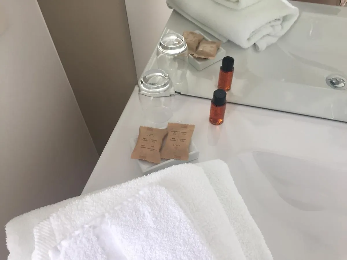La Sorelle Hotel Golf Et Restaurant Villette-sur-Ain France